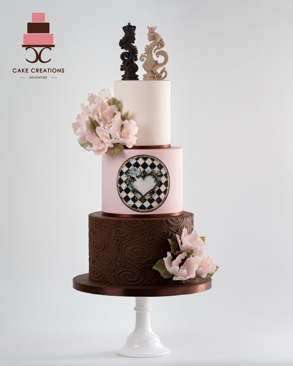 King & Queen - Chess Inspired Wedding Cake Topper / Decoration